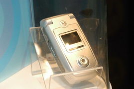 回顧經(jīng)典 2004年中國(guó)國(guó)際通信設(shè)備技術(shù)展上的摩托羅拉手機(jī)展示